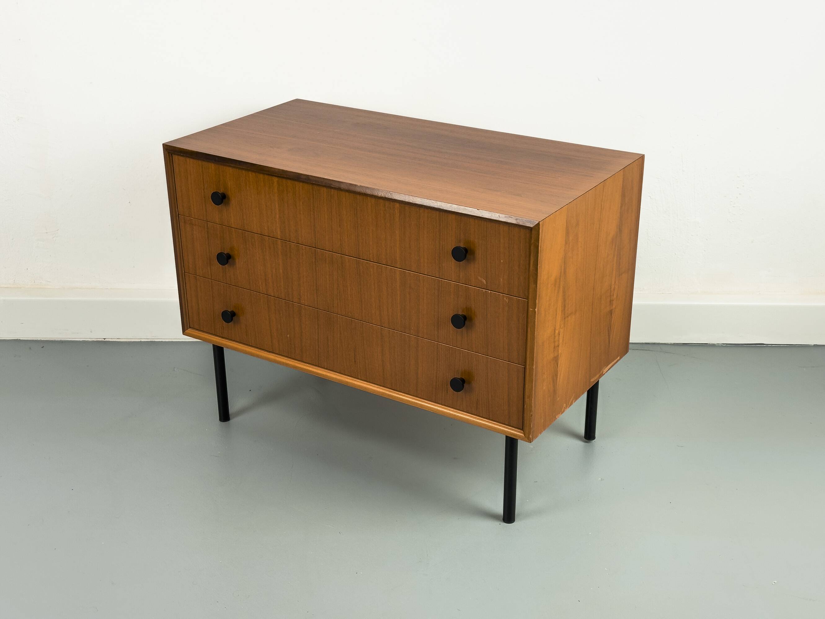 Commode à tiroirs en noyer de WK Möbel, années 1960