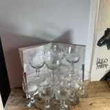 Set of 12 Baccarat Renaissance glasses from the 19th century.
