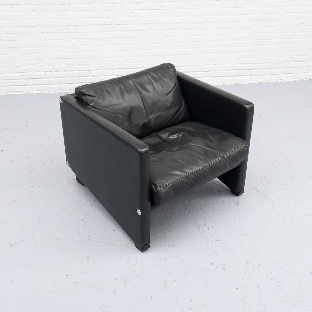 Postmodern Triangel Armchair by Hans de Wit for Artifort 1980s