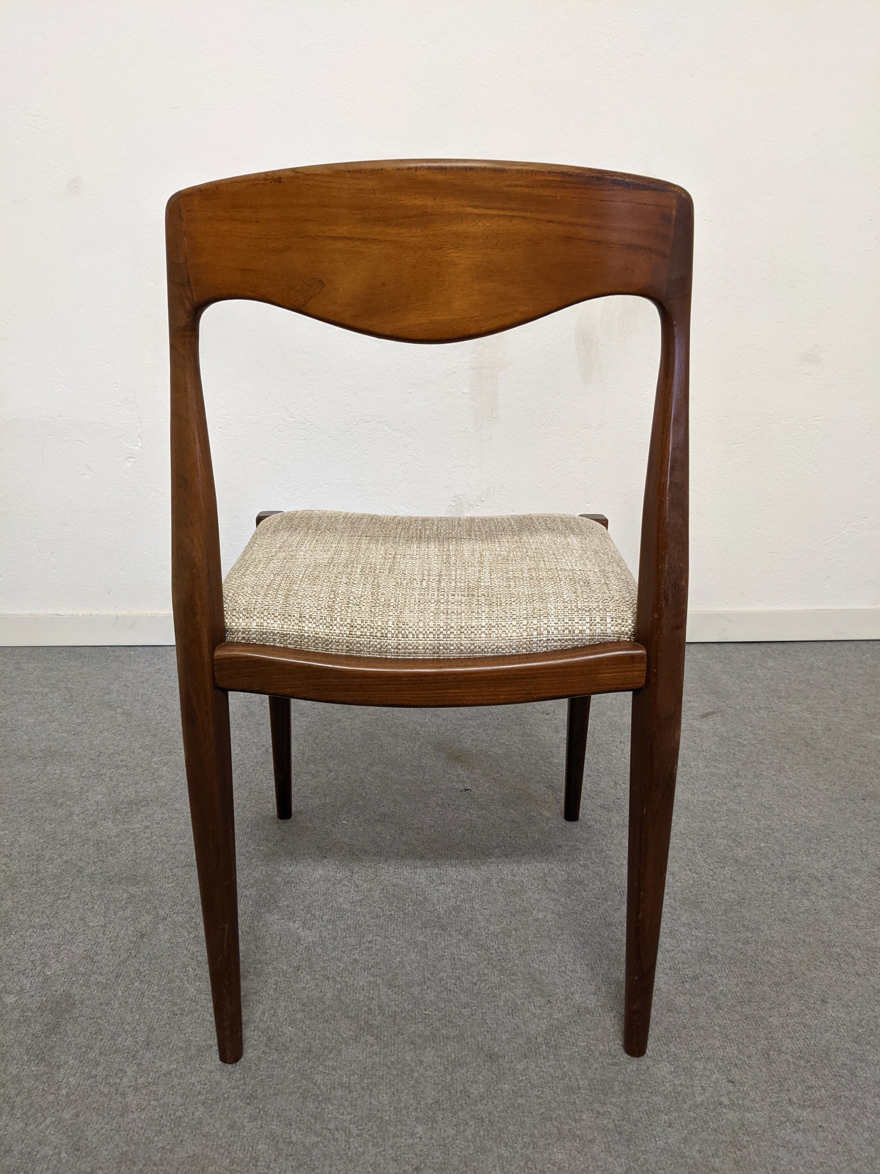 Set of 6 Danish chairs from the 70
