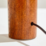 Table lamp with raffia shade