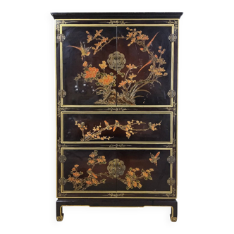 Vintage red / gold Chinese lacquer cabinet with flowers and birds