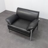 Postmodern Italian lounge chair in leather and chrome, 1980s