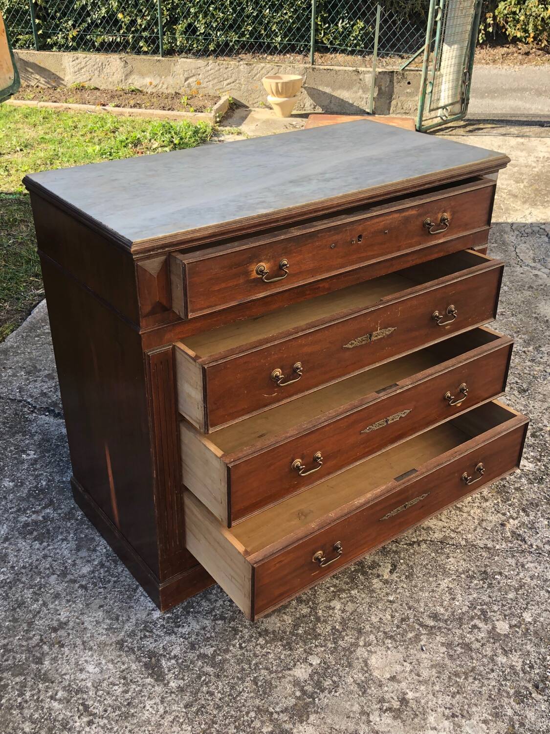 Commode ancienne avec plateau marbre blanc