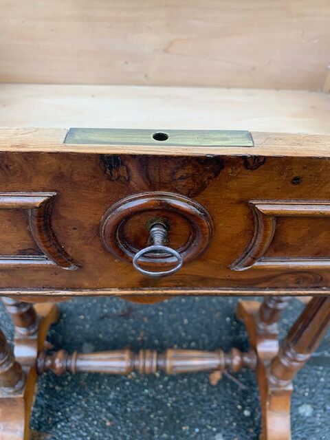 Worker Napoleon III in walnut