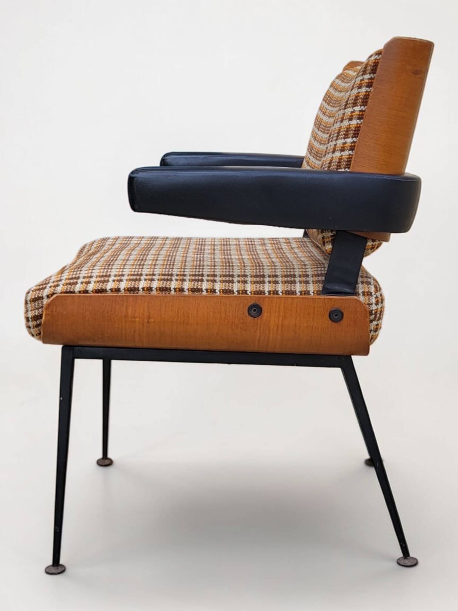 Marcom 704 Modern armchair, 1960s