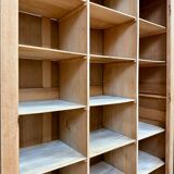 Grand meuble à casiers en chêne (rénové)