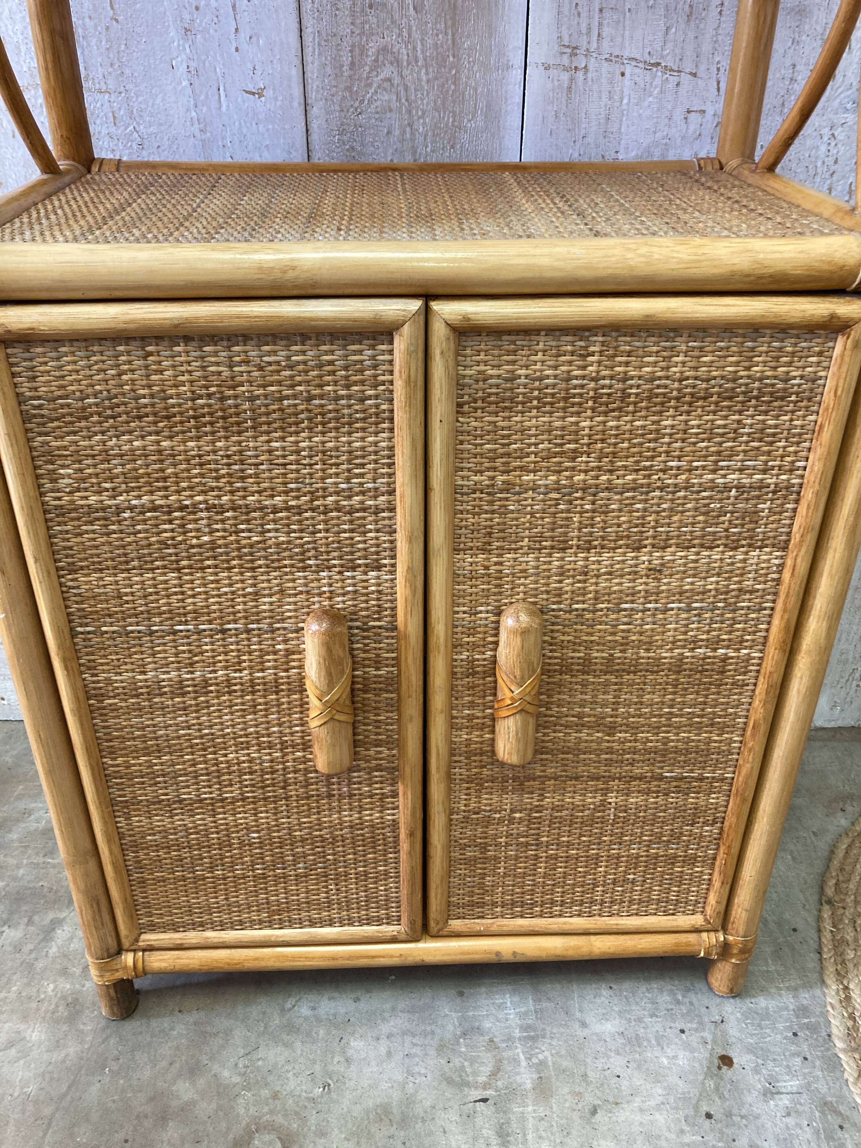 Vintage rattan floor