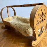 Flower-rocking cradle