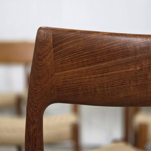 Chaise de salle à manger Niels Møller modèle 77 en teck avec nouvelle corde à papier