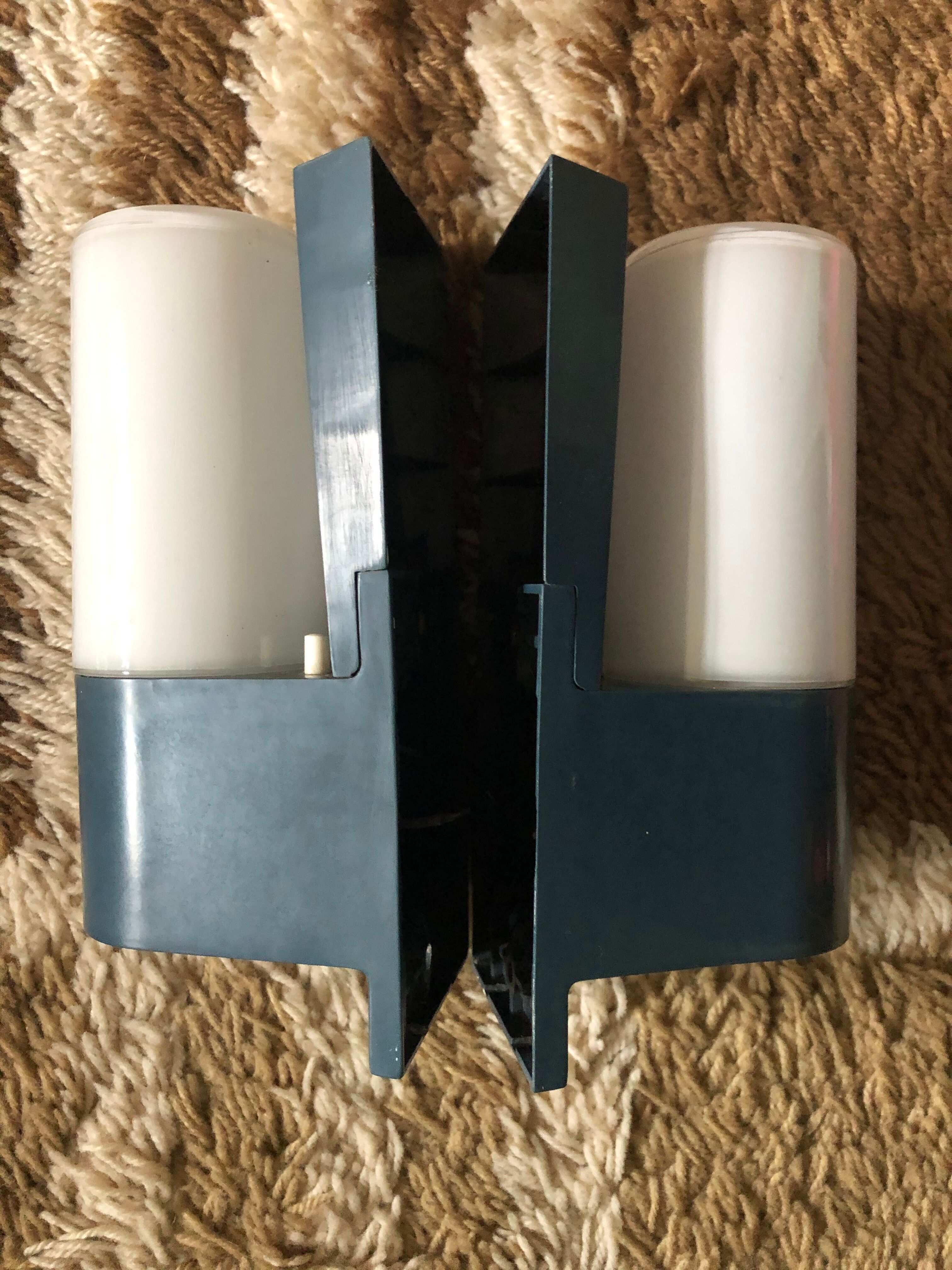 Pair of Bauhaus appliques in Bakelite and white opaline around 1950