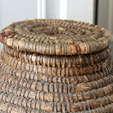 "bourgne" in braided straw