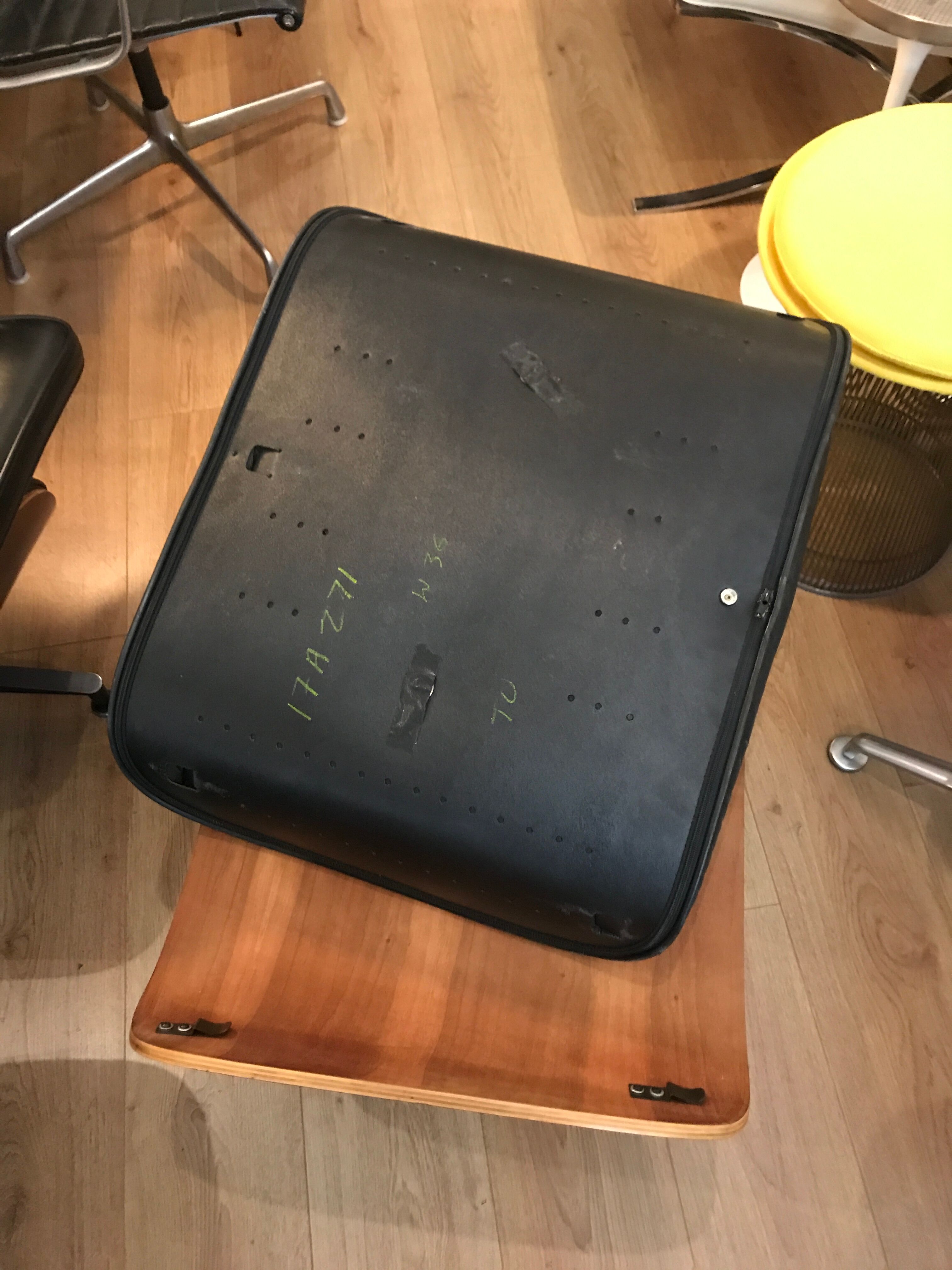 Lounge chair and ottoman by Charles & Ray Eames US edition Herman Miller 1980