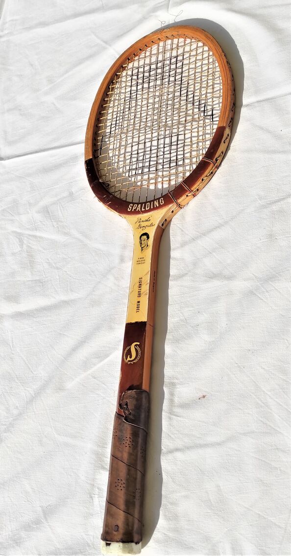 Vintage tennis racket Spalding Pancho Gonzales wooden rope hose | Selency