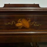 Vitrine en acajou 1900, porte avec verre biseauté