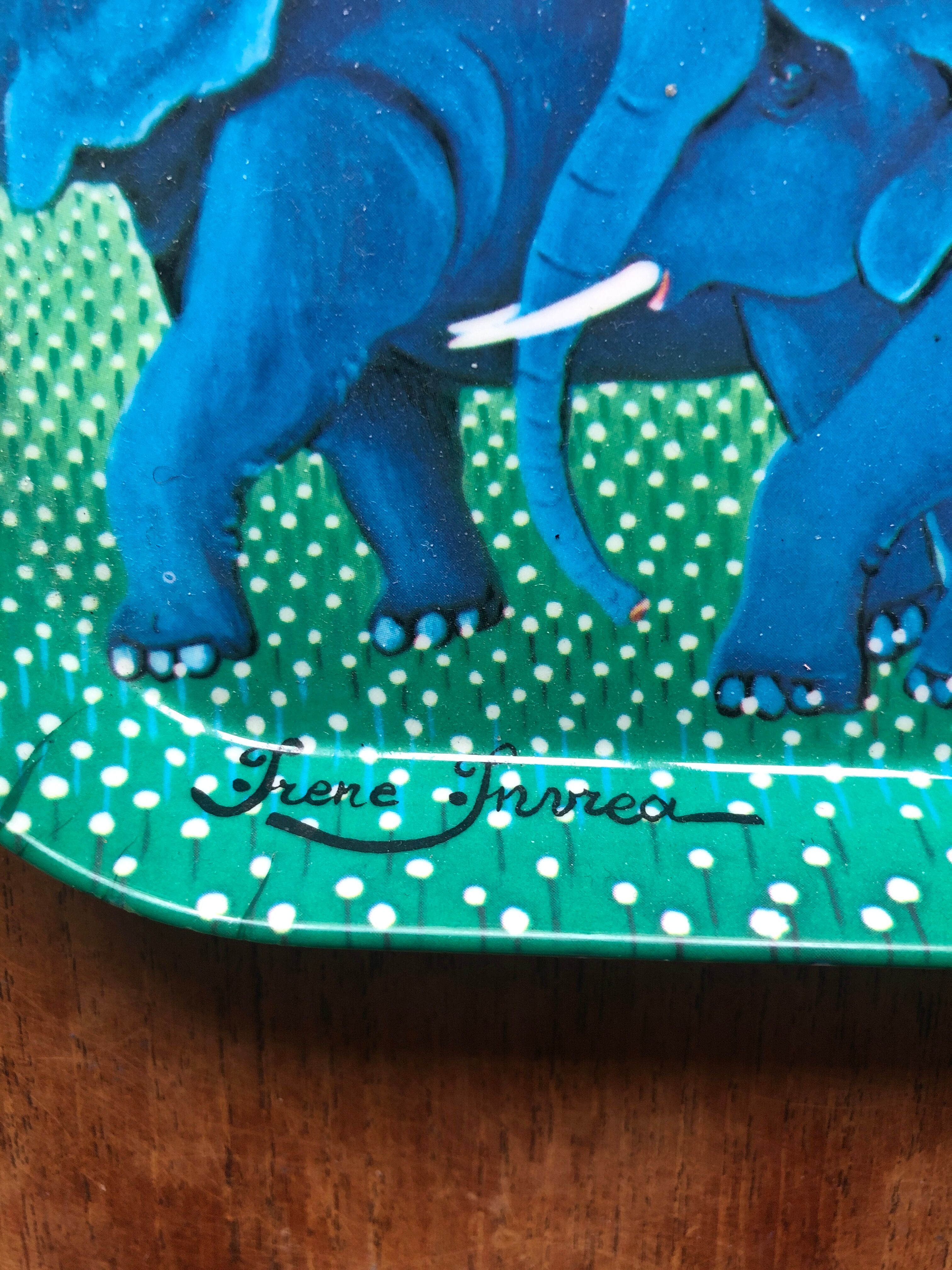 Large tray mebel Irene invrea art naïve blue elephants