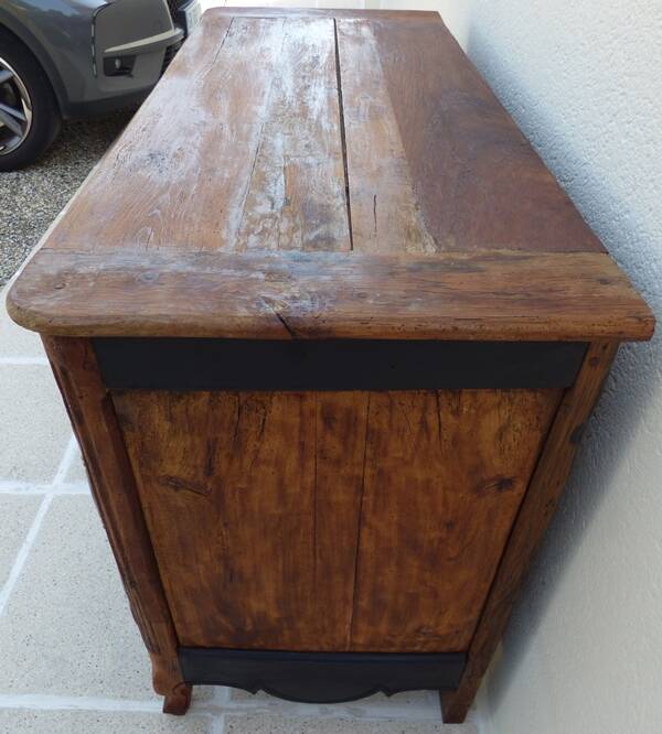 Antique sideboard from the end of the 19th century, 2 doors, 2 drawers, shelf in its patina