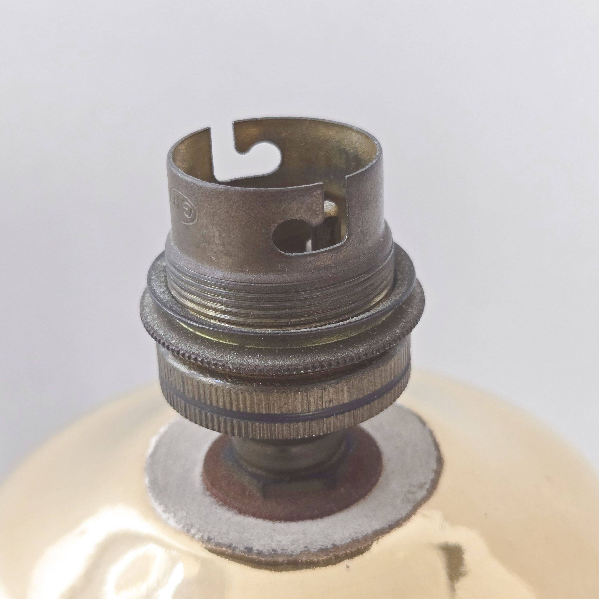 Lampe tripode vintage 1950