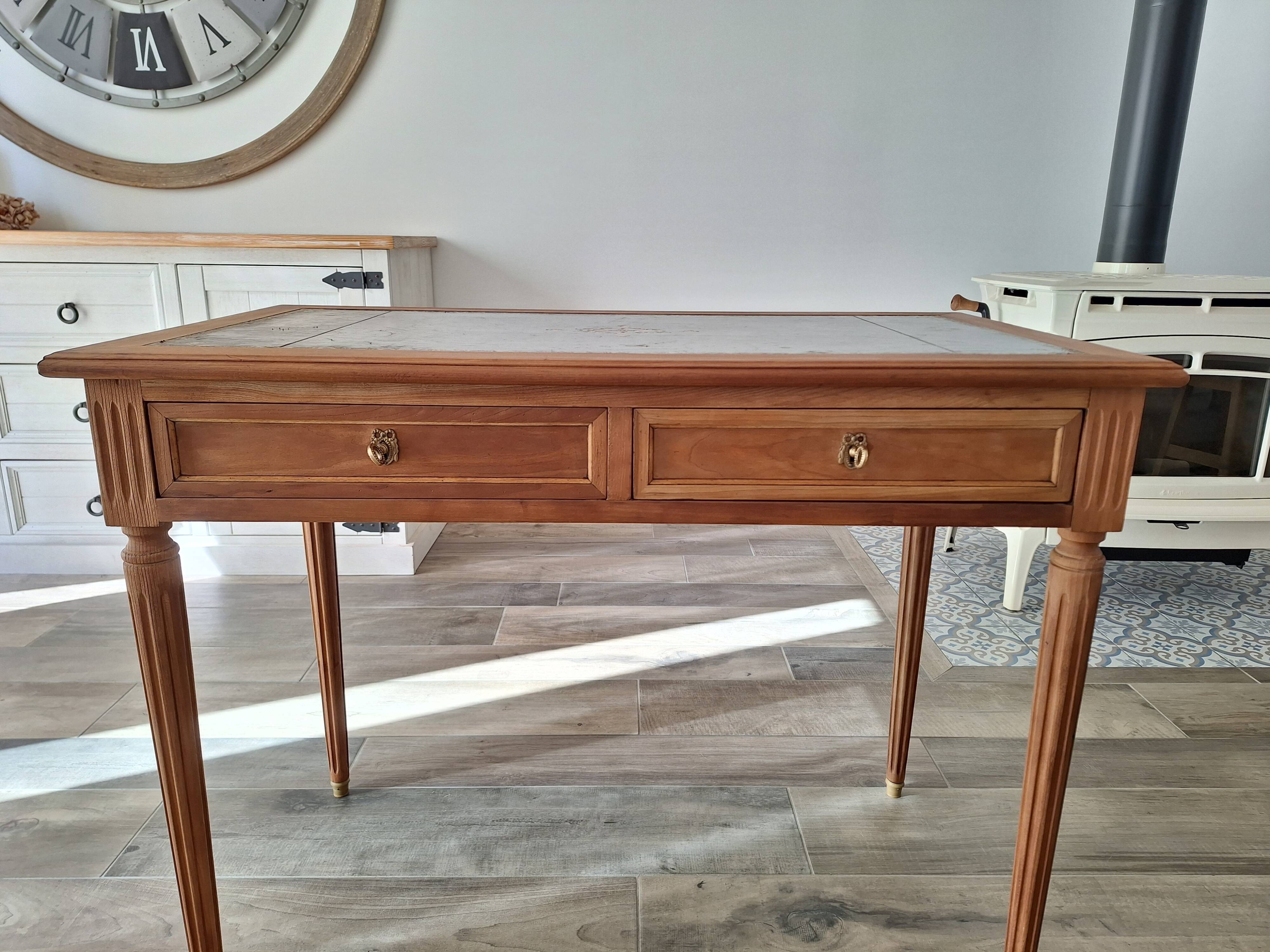 Extendable desk in solid wood in Louis XVI style
