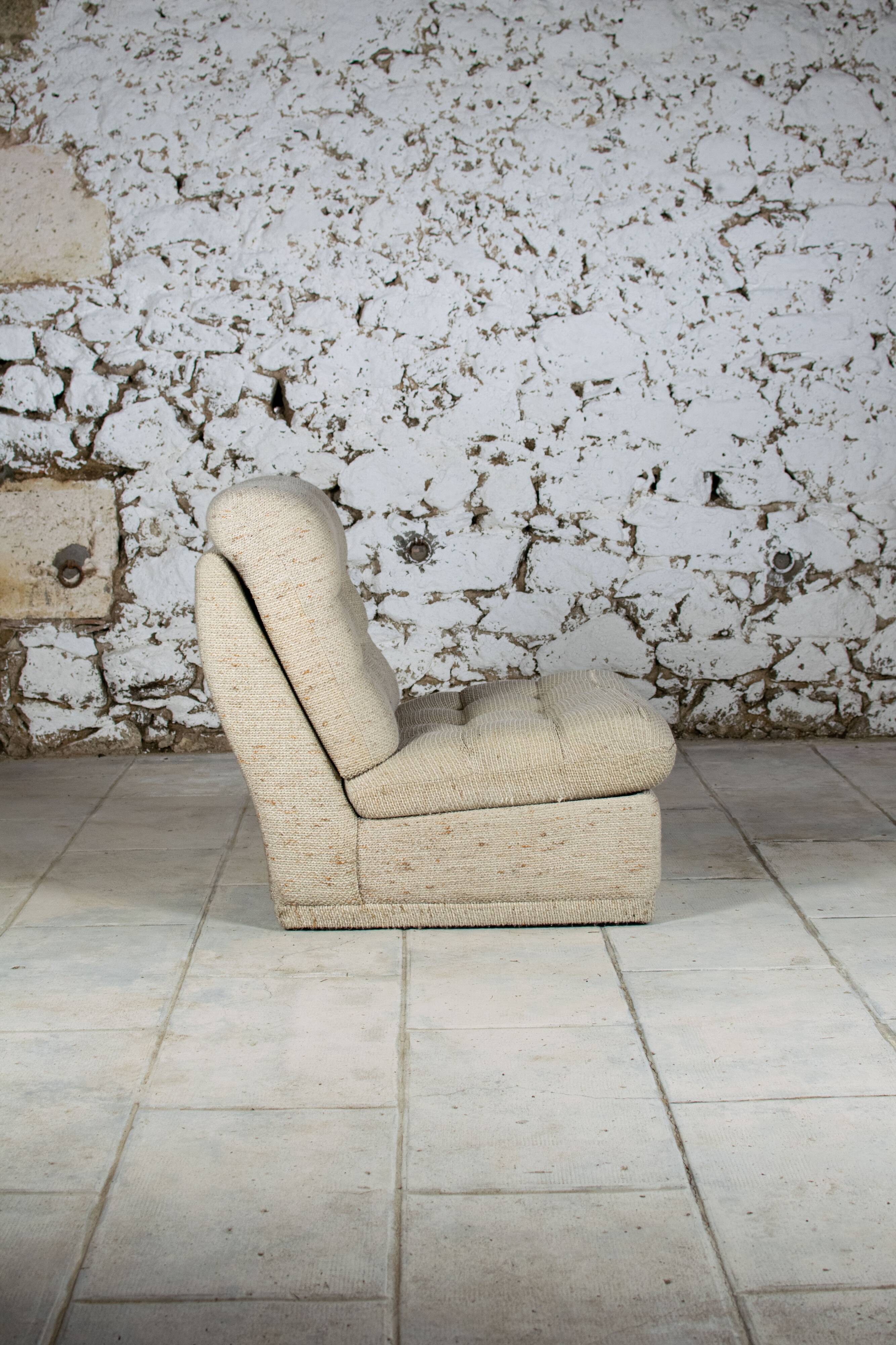 Vintage 70s fireside chair