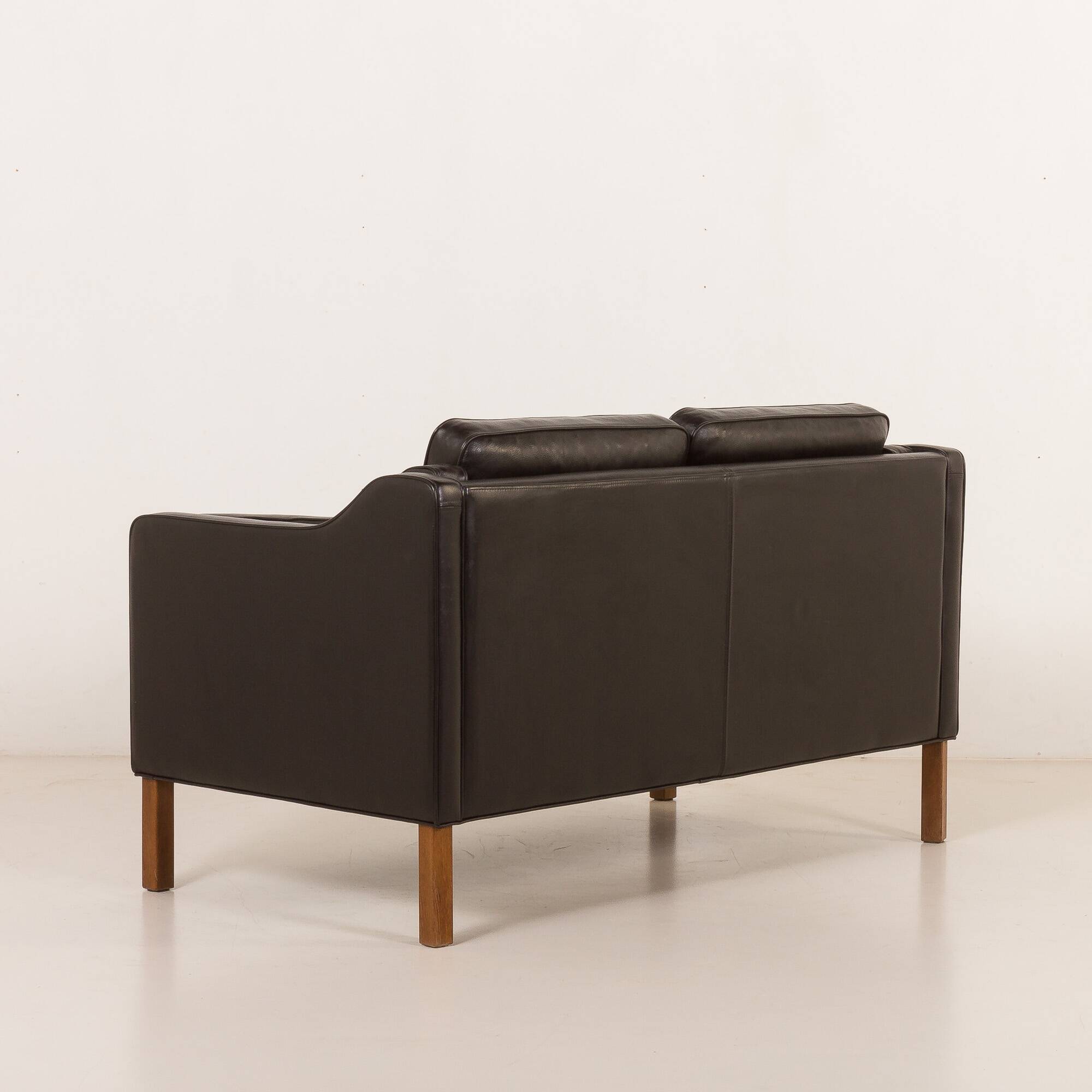 Danish black aniline leather sofa by Hurup, 1980s