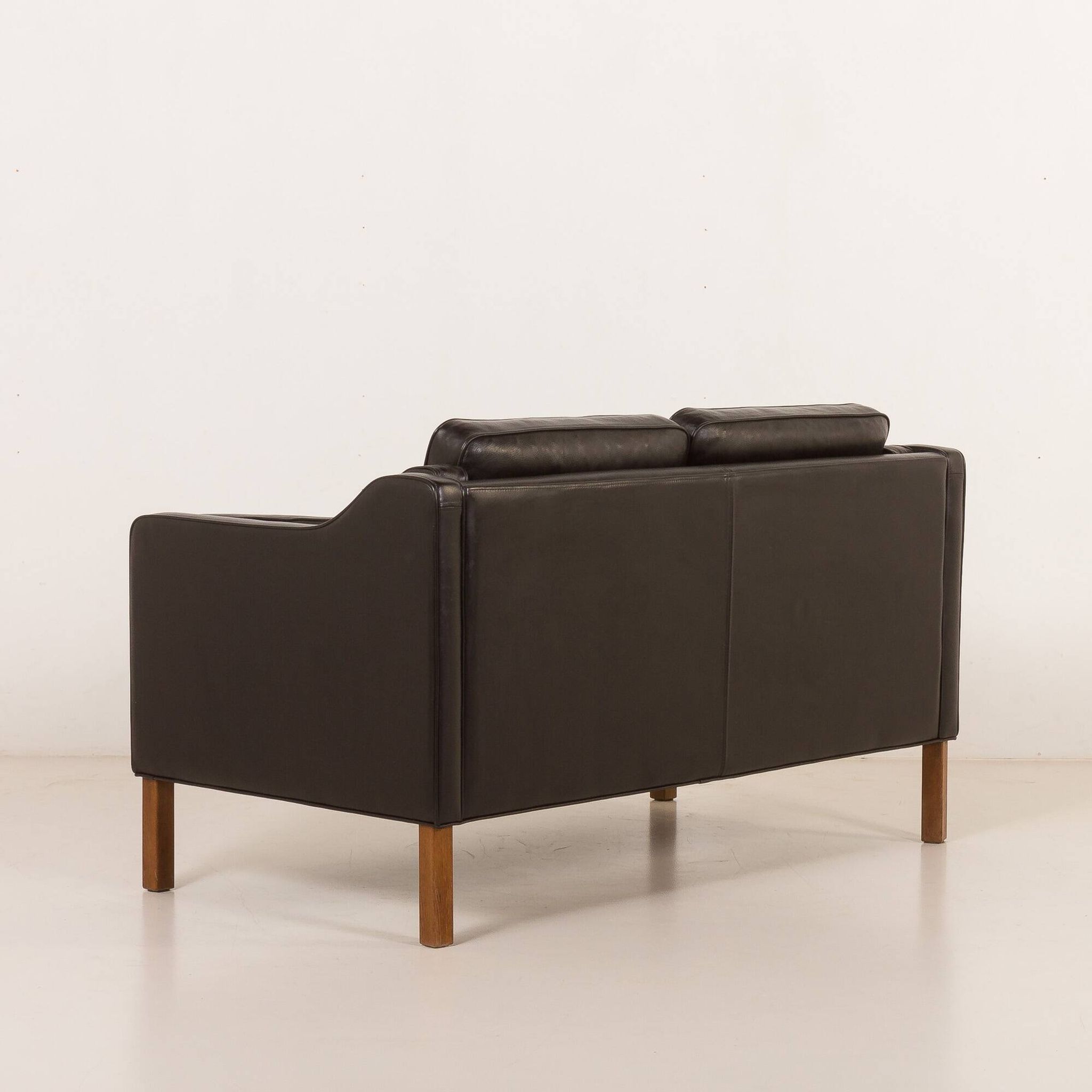 Danish black aniline leather sofa by Hurup, 1980s