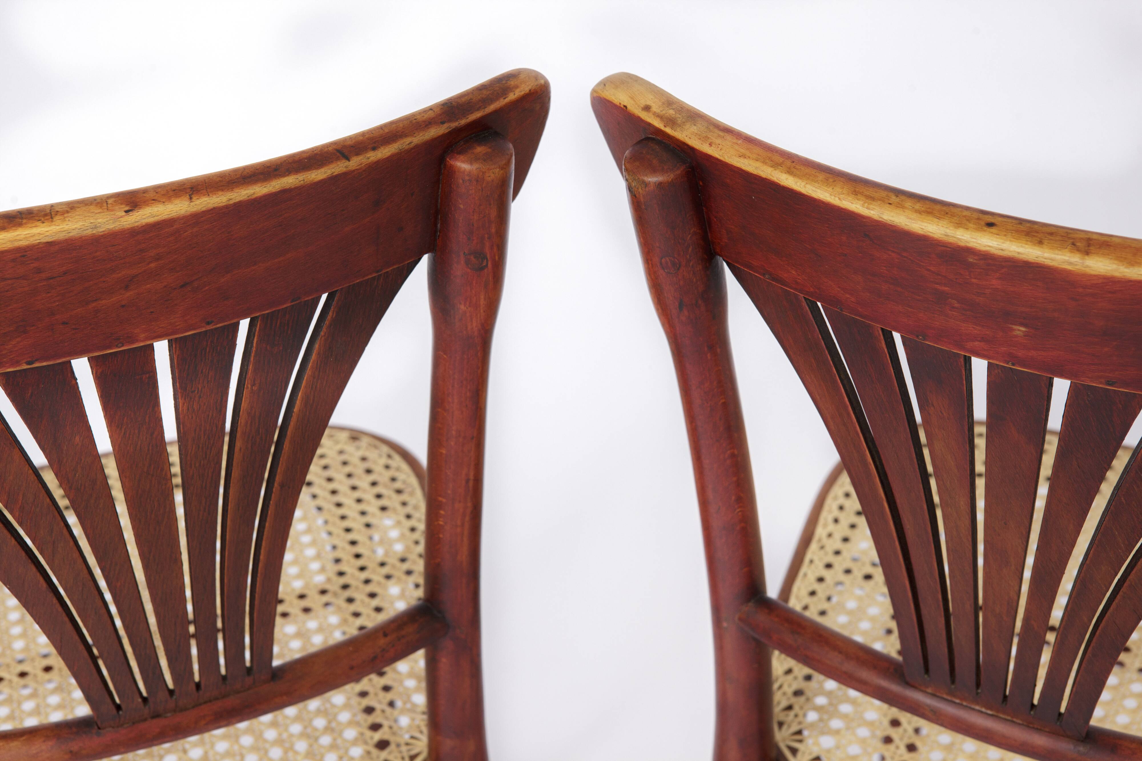 Set of 4 Restored Viennese Café Chairs – Early 20th Century, Hand-Caned Sea