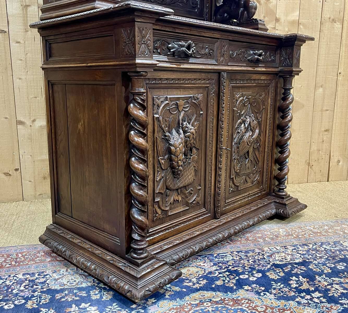 Two-part Renaissance oak buffet, 19th century