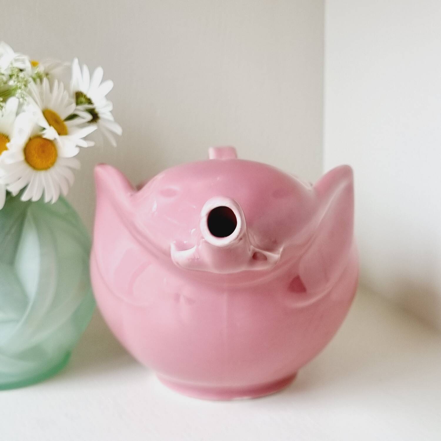 Pink ceramic elephant teapot
