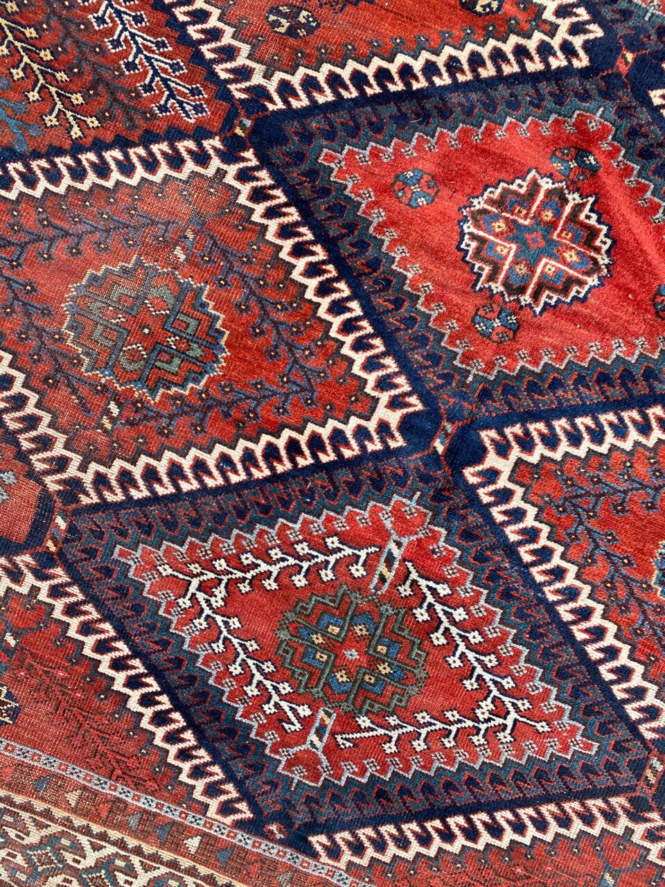 Persian carpet of ghashghai 218x310 cm