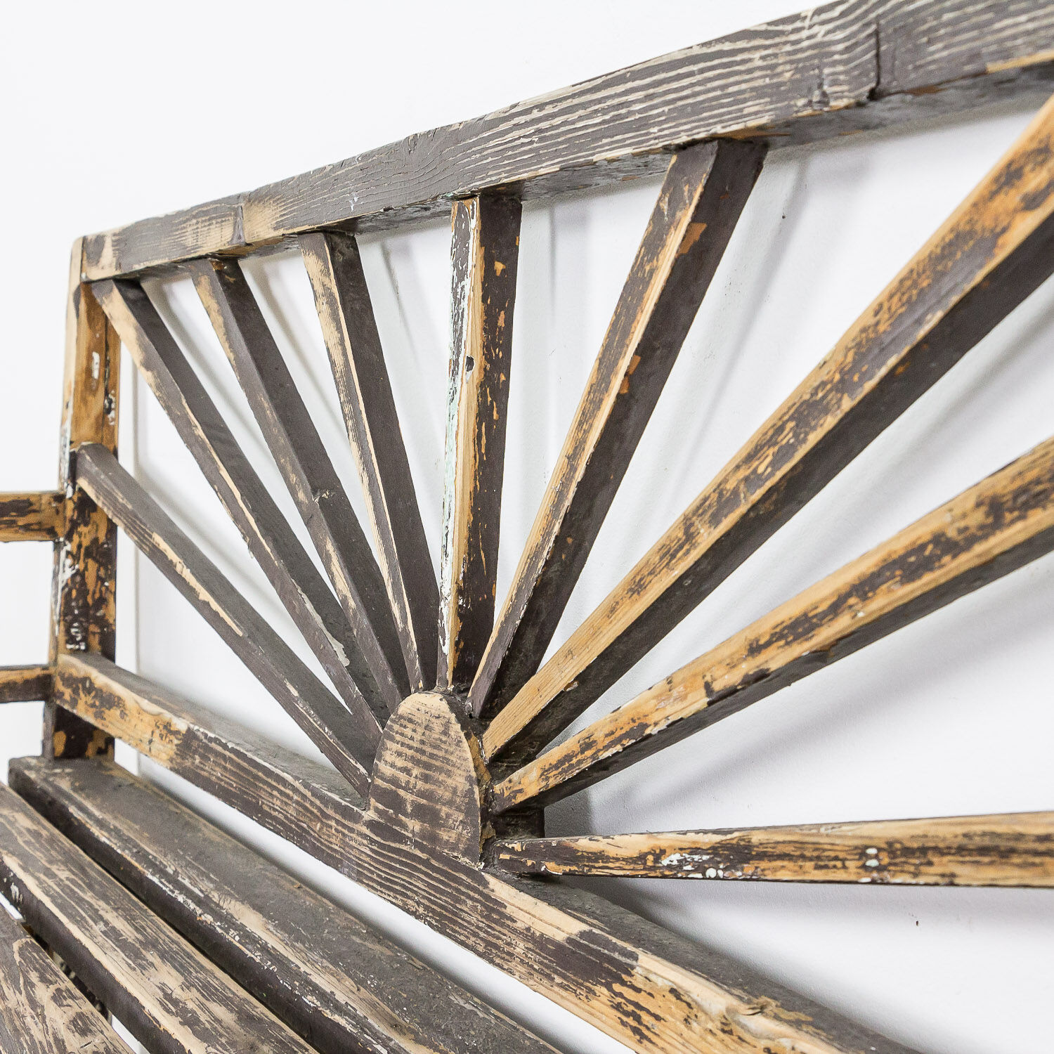 Wooden bench “Sunrise” patina