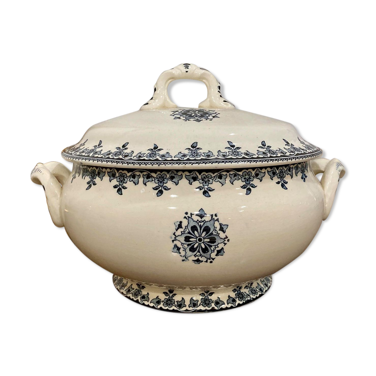 Soupière h. Boulenger - co.