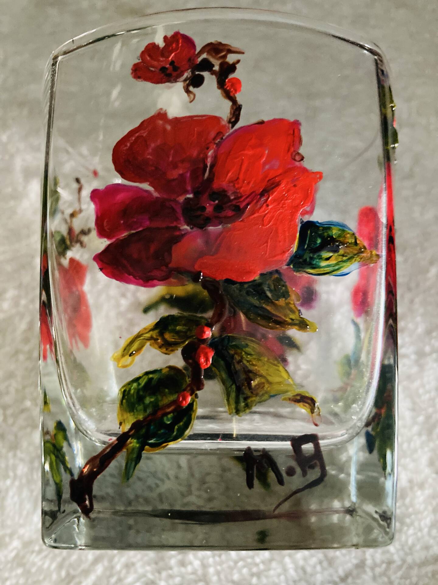 Unique whisky glass with a poppy design, handmade and signed by M.B.