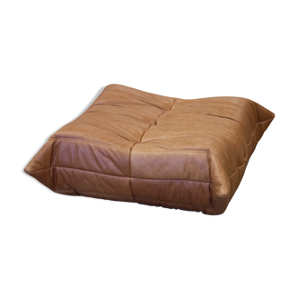Ottoman "Togo" leather  designed by Michel Ducaroy 1973