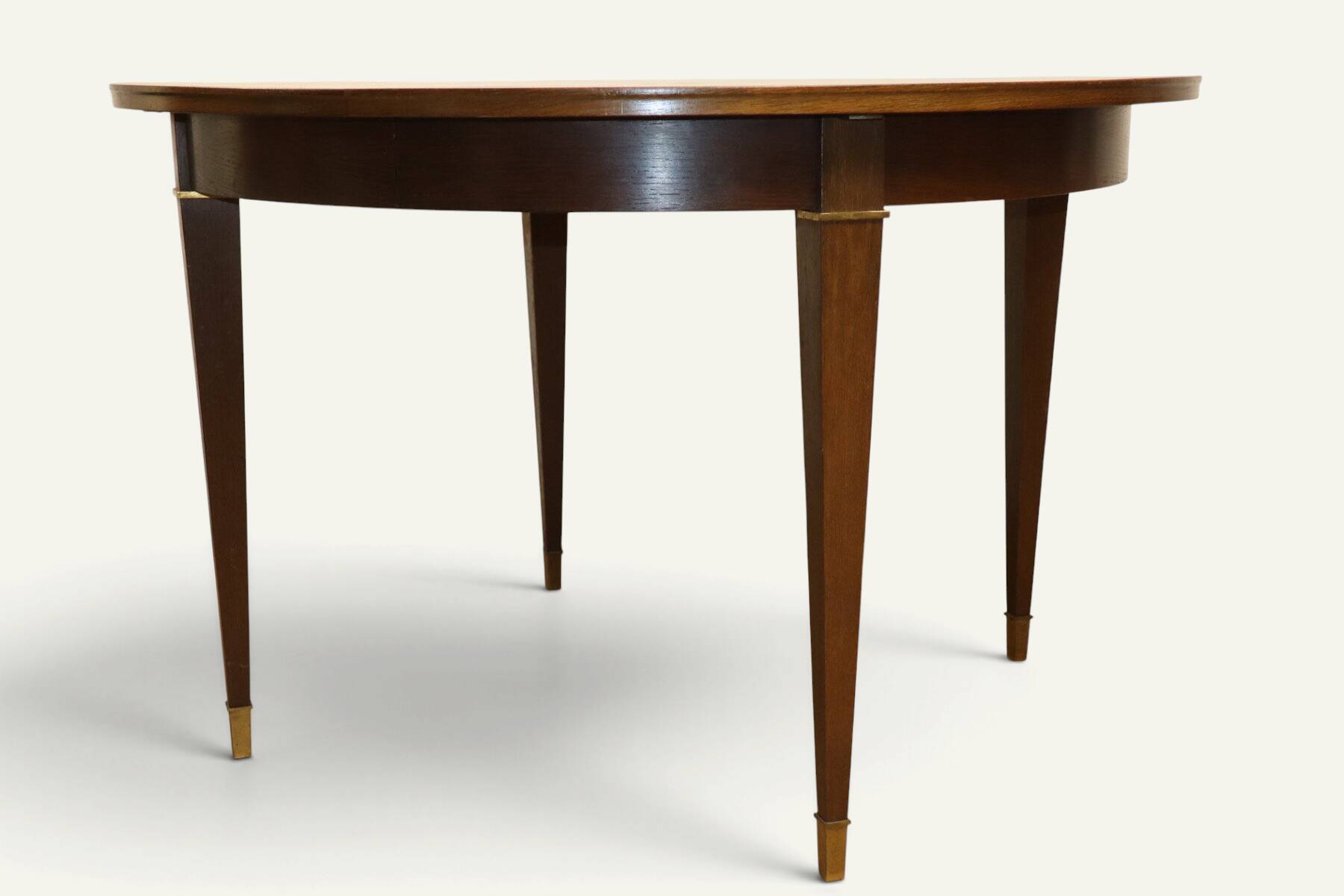 Dining table in mahogany, Neo-Classical style, Art Deco period, 1940.