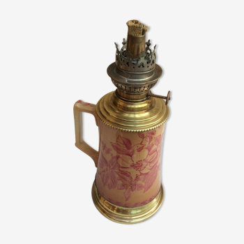 Oil lamp with ceramic body handle