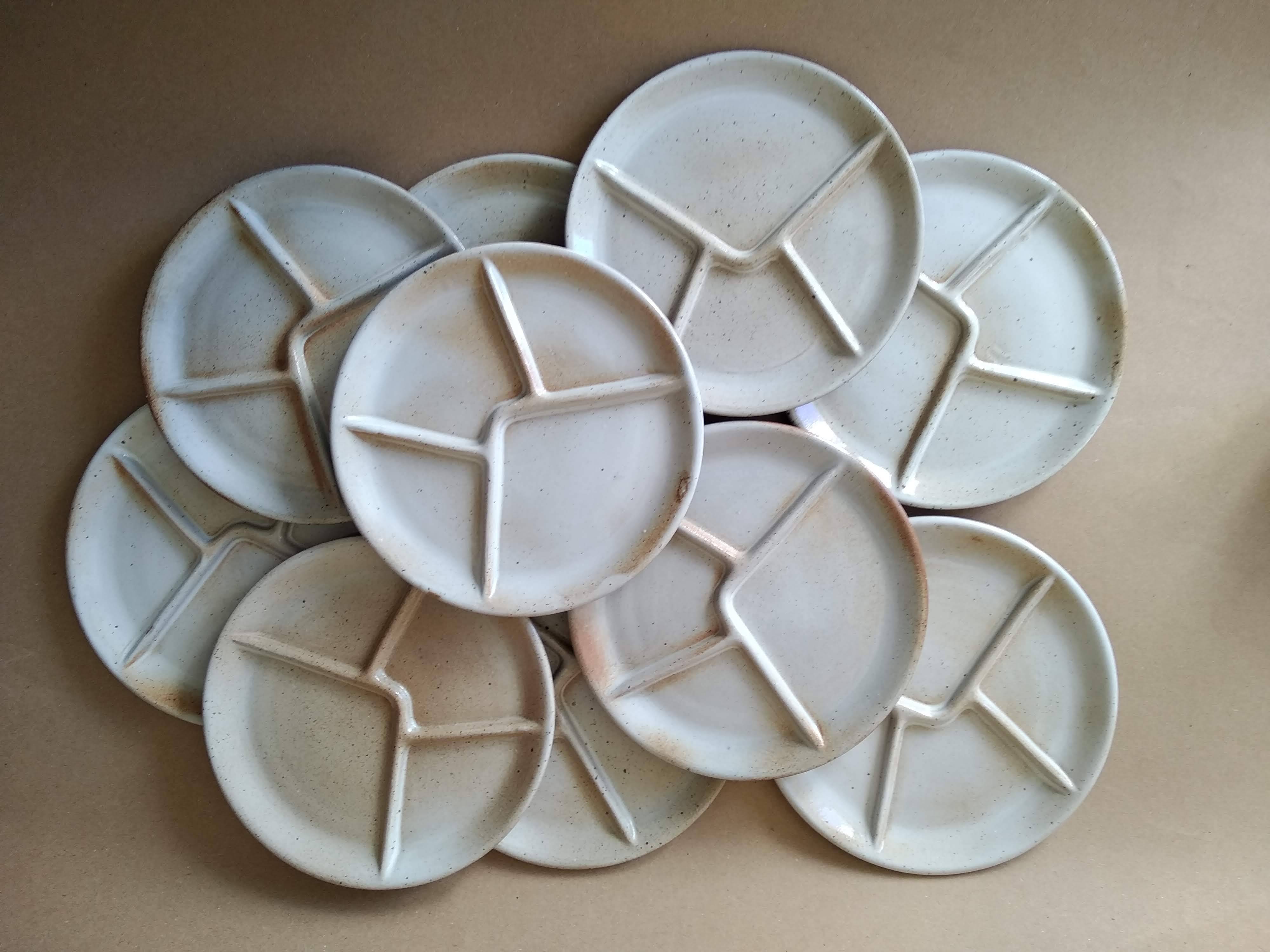 10 Vintage Grès du Marais compartment plates