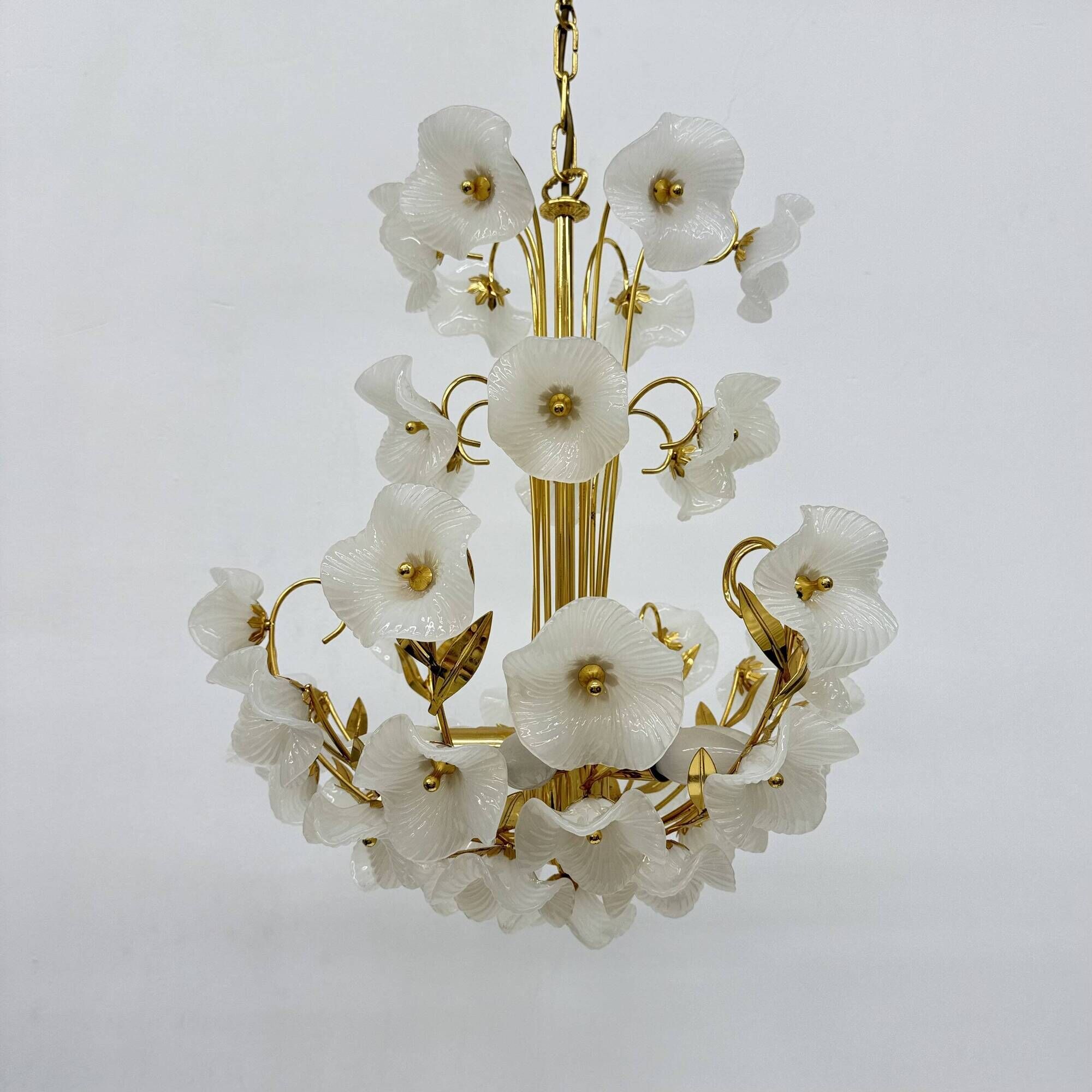 Lustre milieu du siècle avec fleurs en verre, années 1970