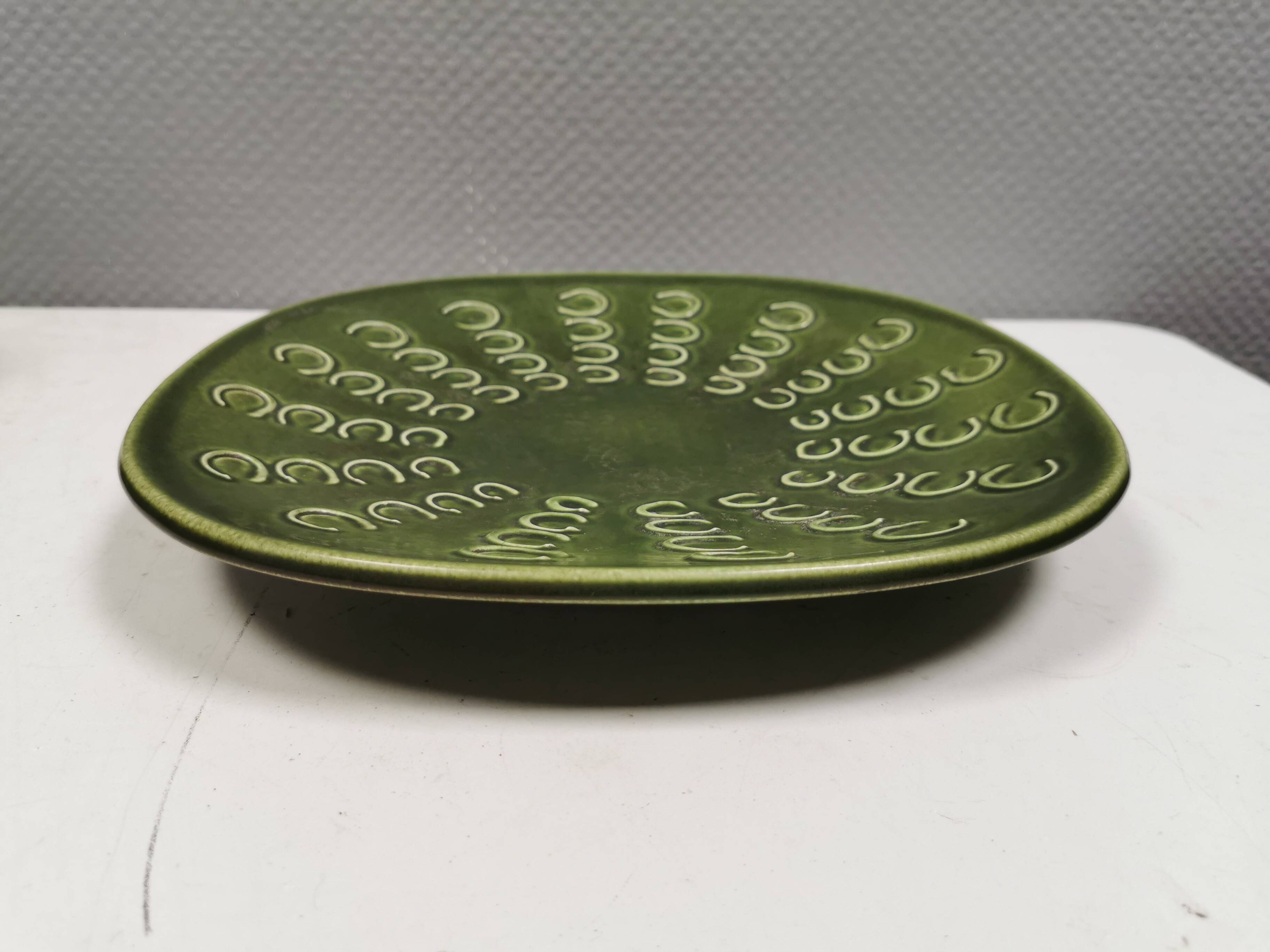 Beautiful large green dish from Danish Knabstrup 1950s
