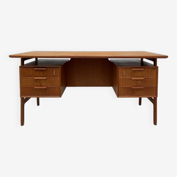 Danish Model 75 Teak Desk by Gunni Omann for Omann Jun Møbelfabrik, 1960s