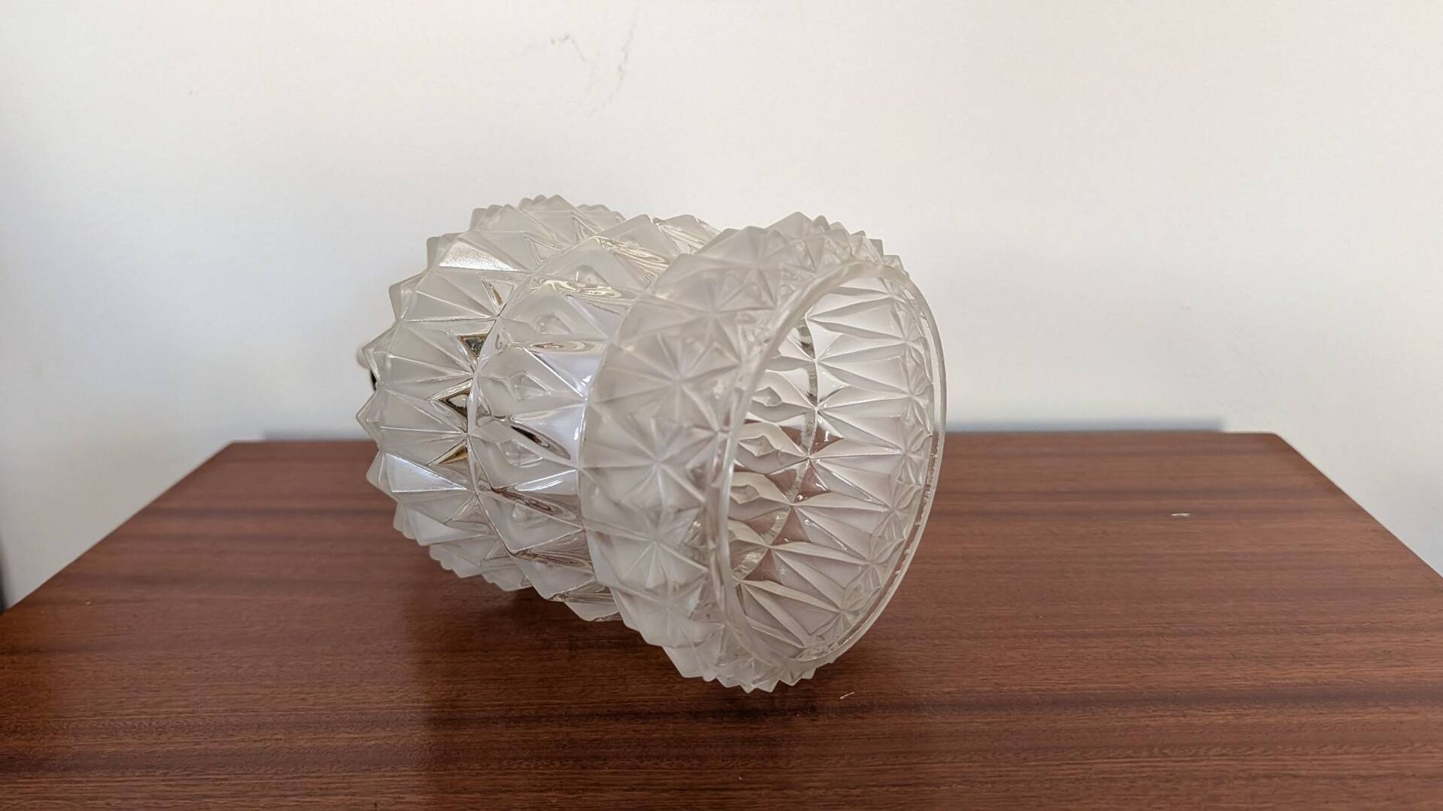 Geometric lampshade in frosted and transparent glass