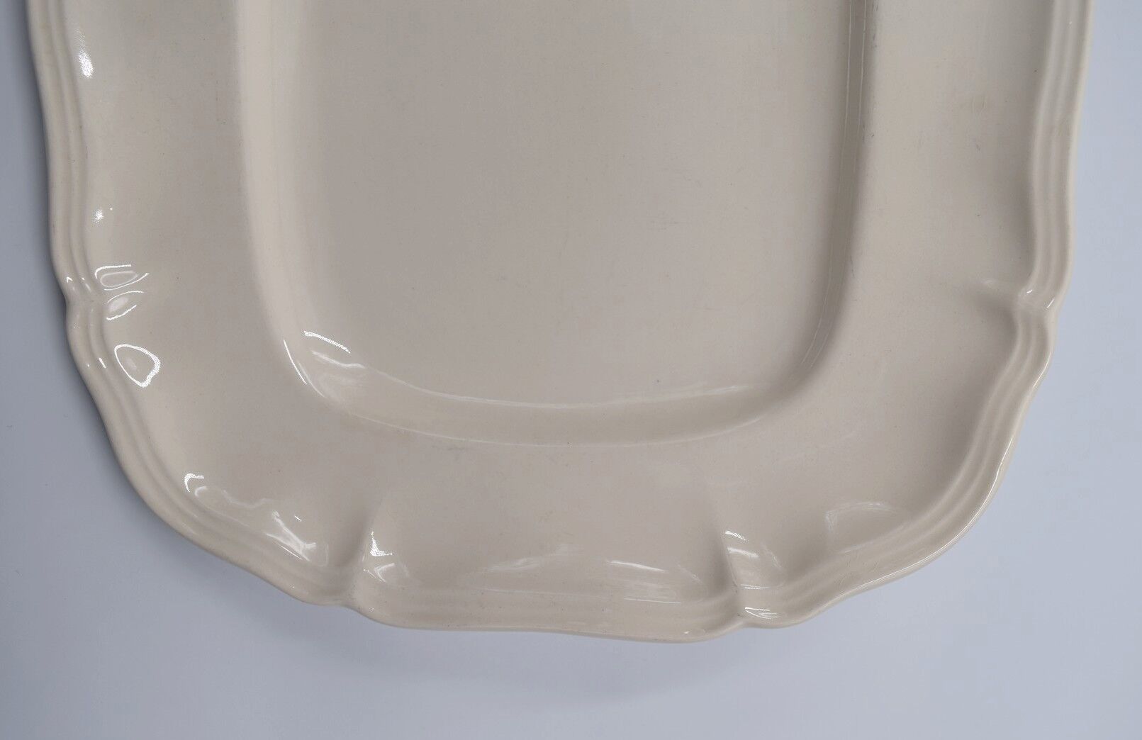 Rectangular dish with edged edge in Sarreguemines earthenware model Ivory