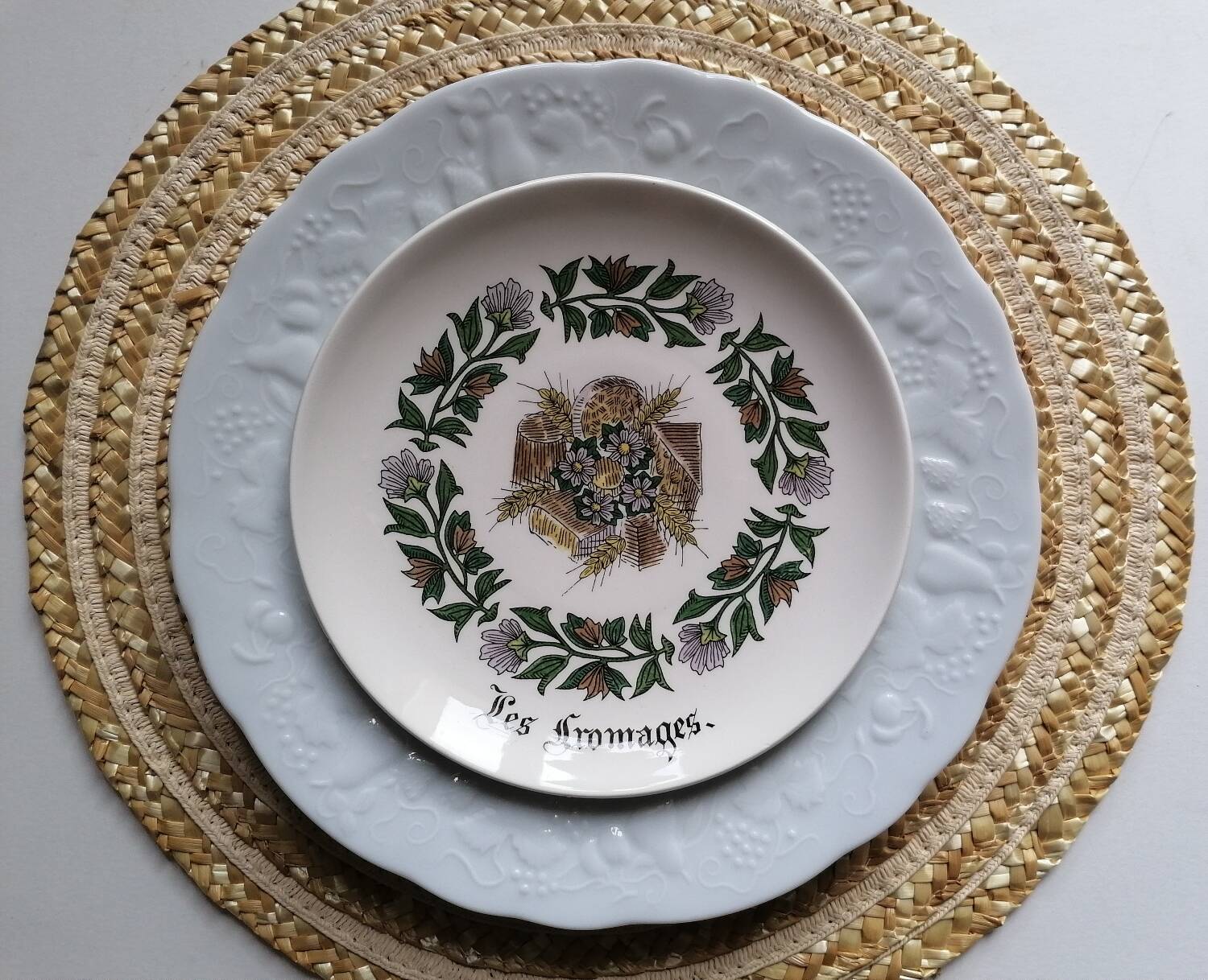 6 Gien cheese plates