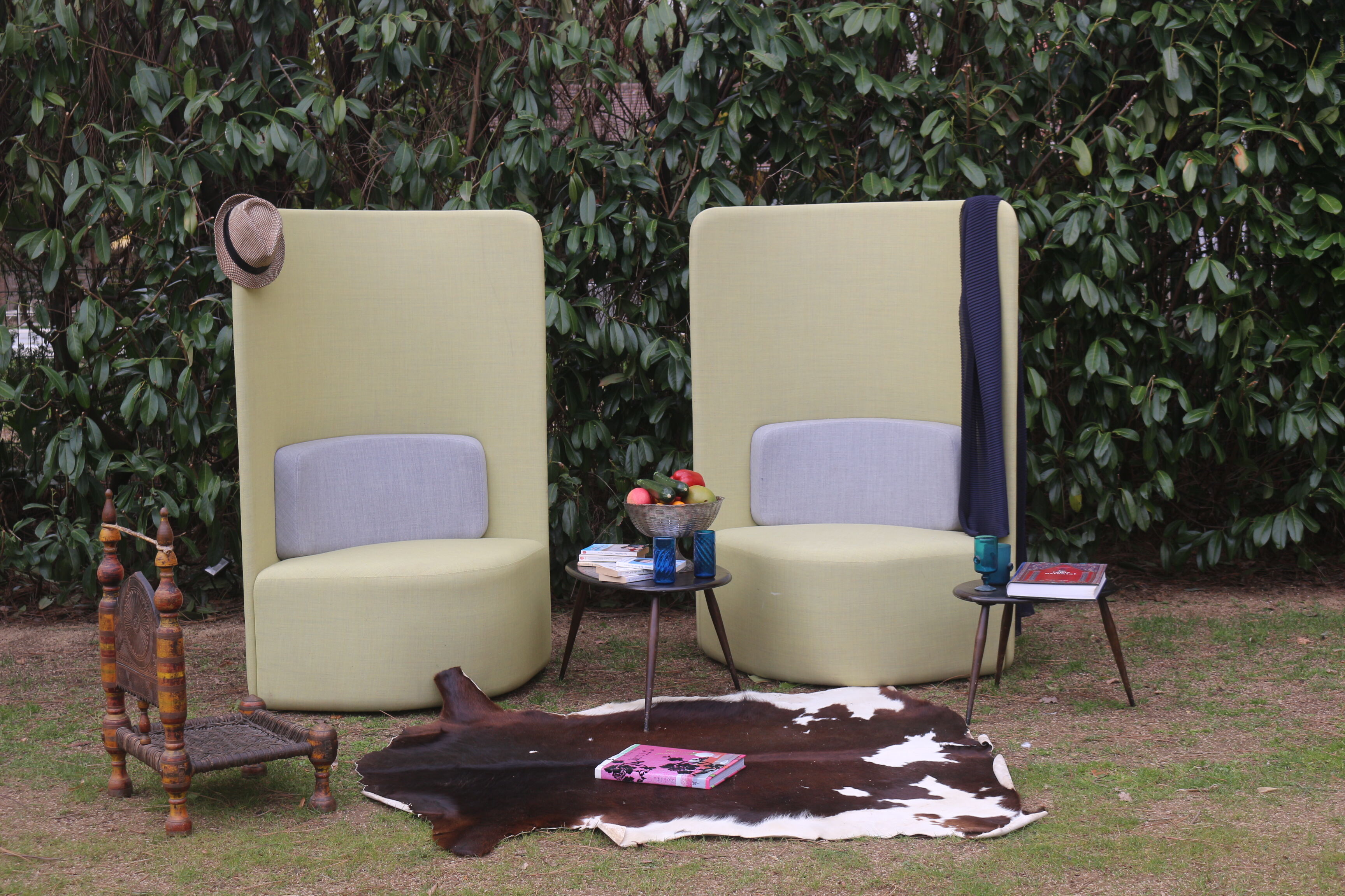 Pair of armchairs back high Shuffle design