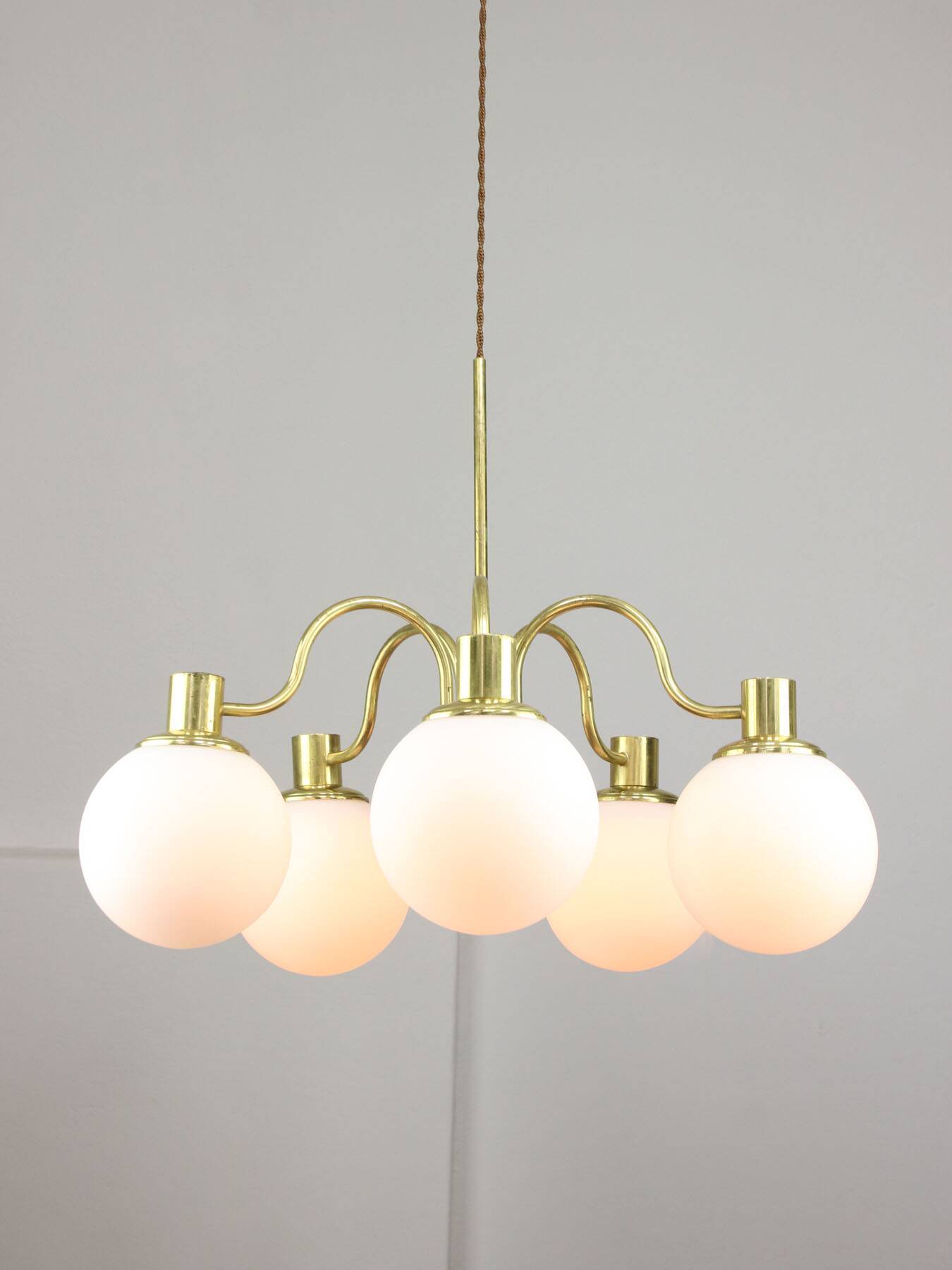 Italian Mid century Modern Chandelier in Brass and Opaline Glass, 1960s