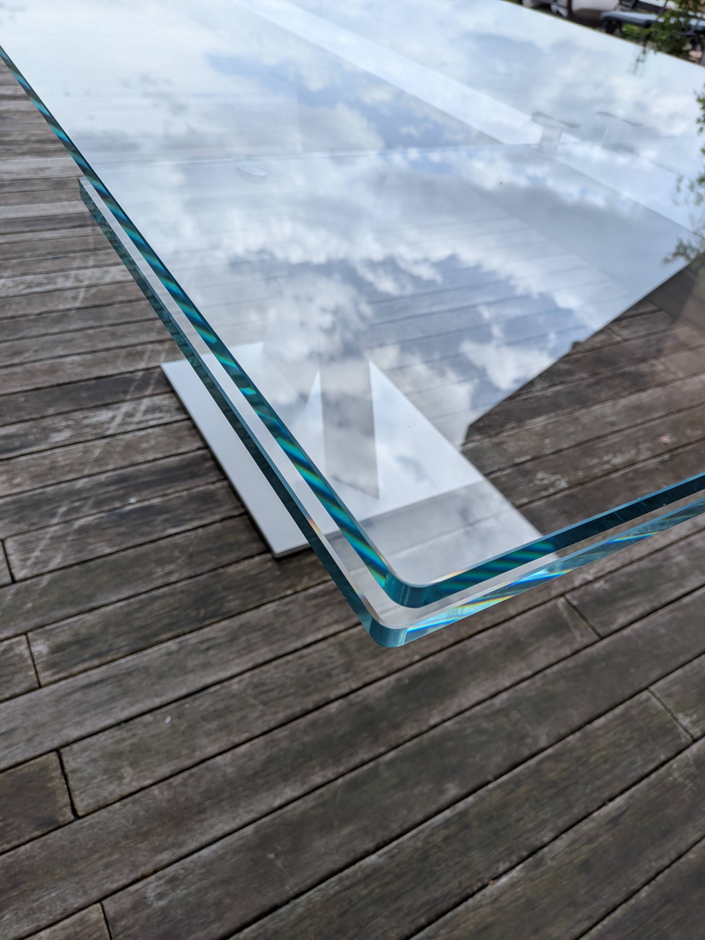 Roche Bobois table model Axel white