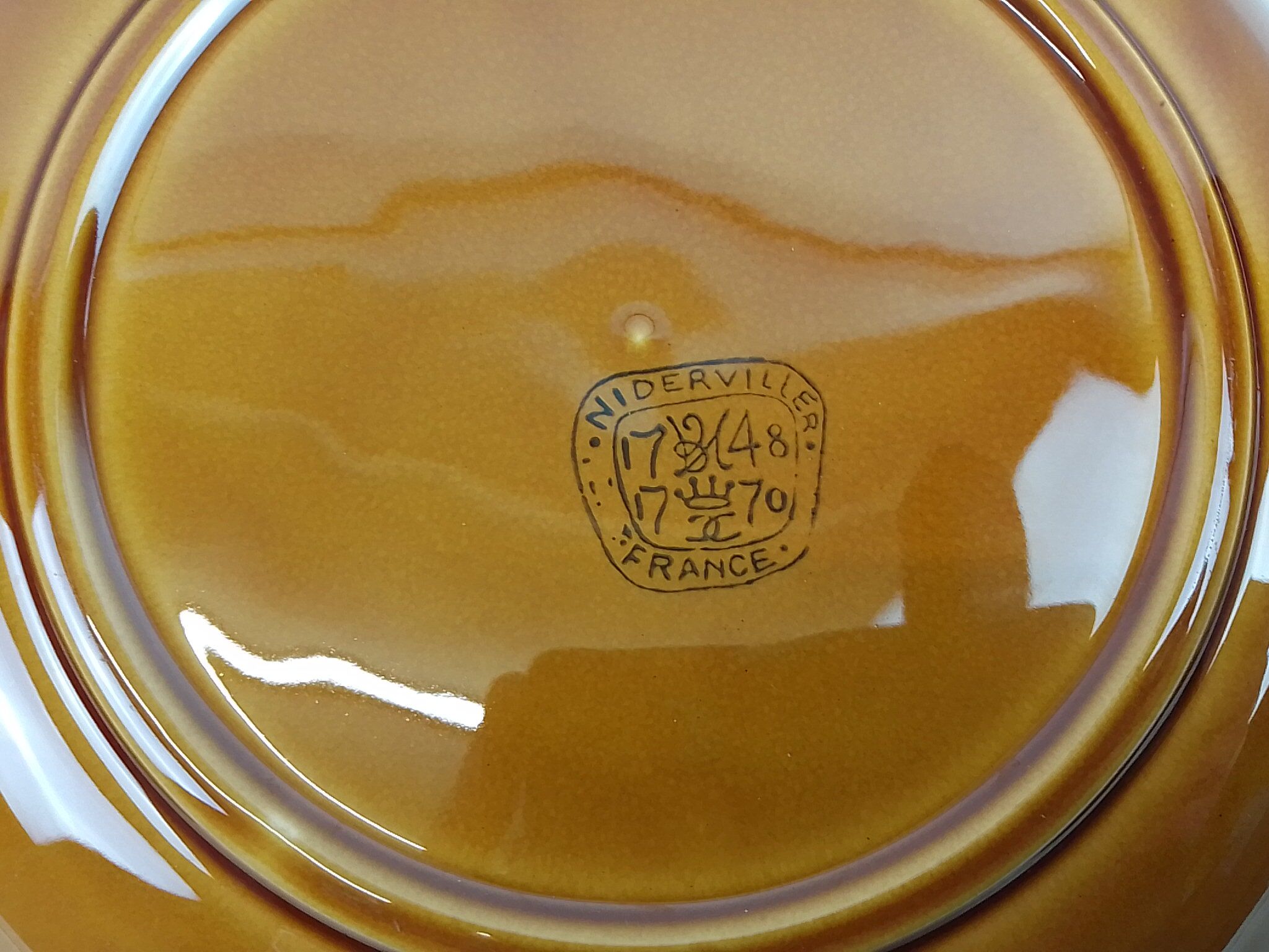 7 melted plates - 6 compartments - Niderviller France