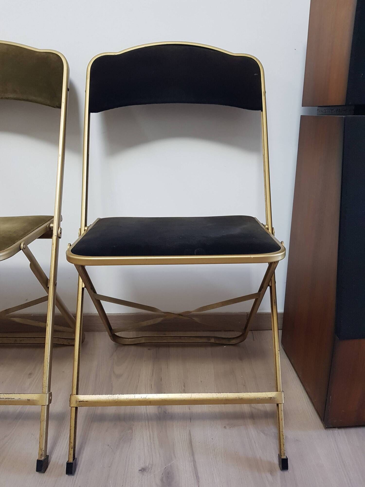 Set of 4 opera theater folding chairs from the 70s two-tone velvet brass