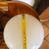 Lampe de table globe aplatie pied bleu metal vintage 80’