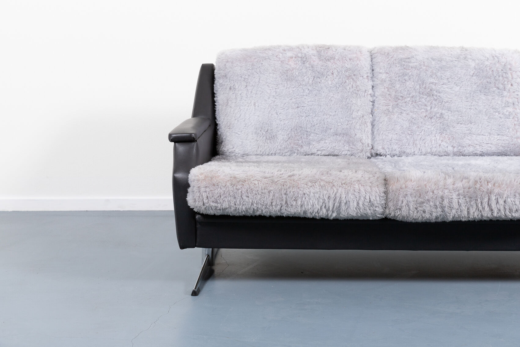 Vintage 'Plush' sofa 1960s